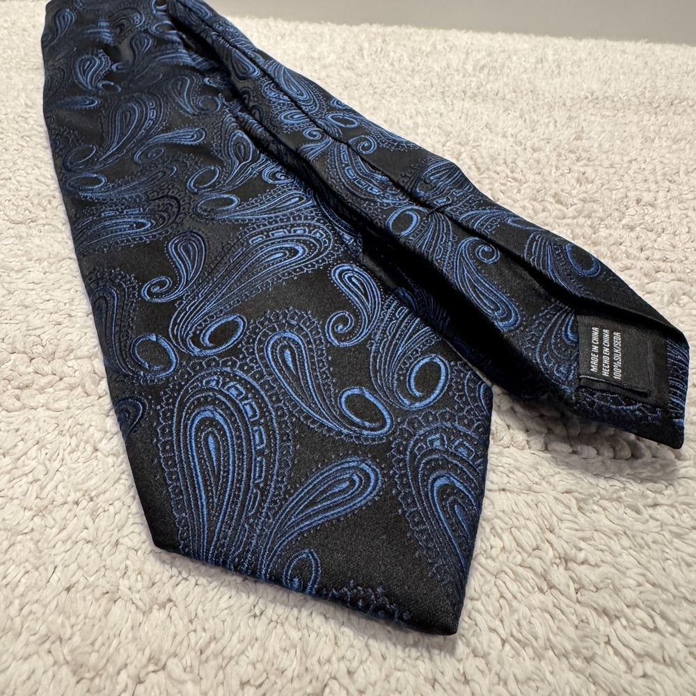 Claiborne Tie Black Blue Paisley Grunge Gothic Rockabilly Silk Old Money Floral